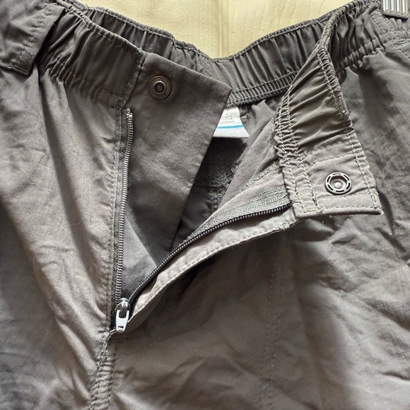 Columbia Women’s Sandy River Cargo Shorts Gray Size Small | UPF 30 Outdoor - Picture 2 of 10